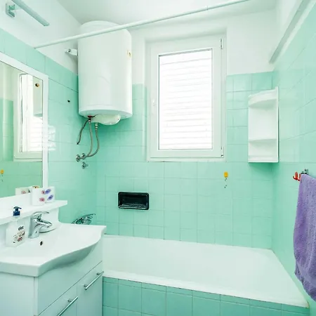 Klaudia - Two Bedroom With Balcony Lejlighed *