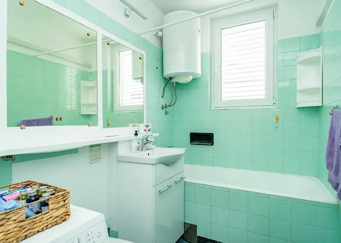 Διαμέρισμα Klaudia - Two Bedroom With Balcony