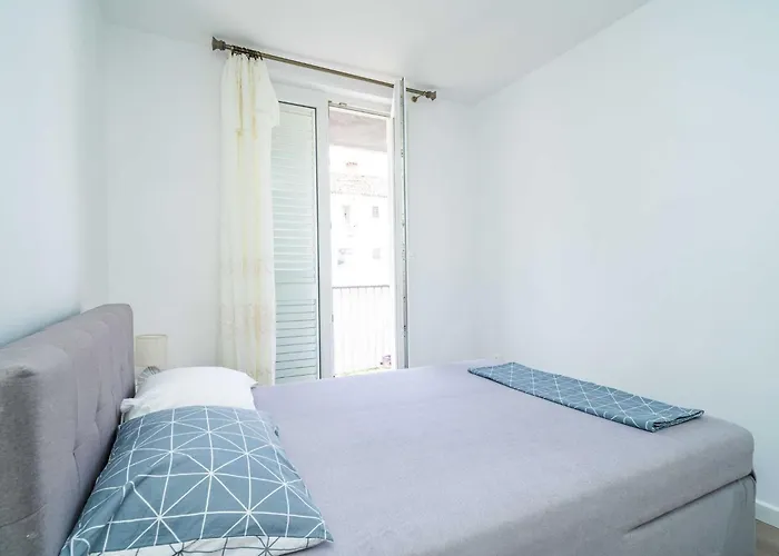 Klaudia - Two Bedroom With Balcony * Ντουμπρόβνικ