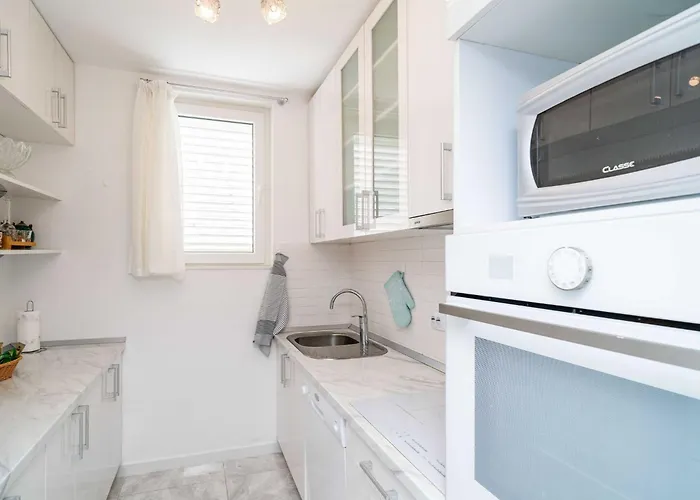 Klaudia - Two Bedroom With Balcony Διαμέρισμα